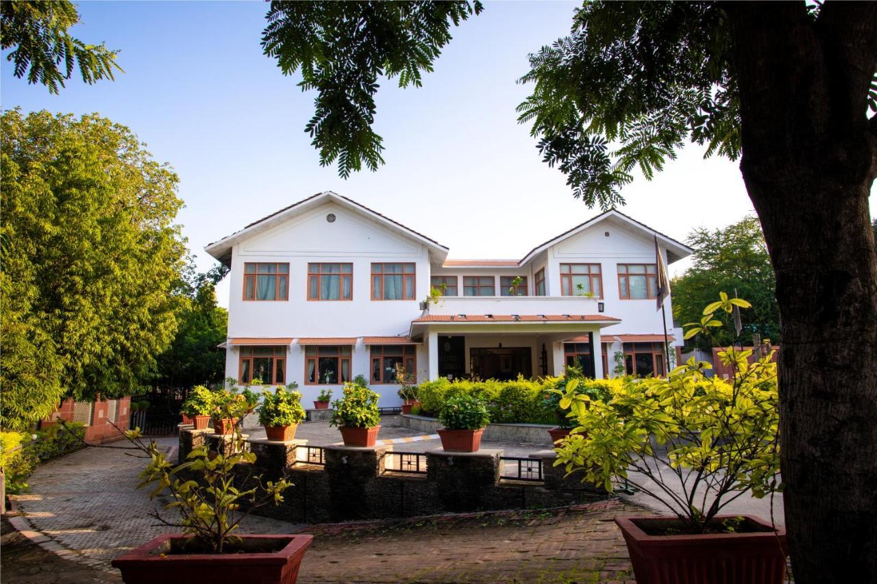Amantra Shilpi Resort & Spa Udaipur Bagian luar foto