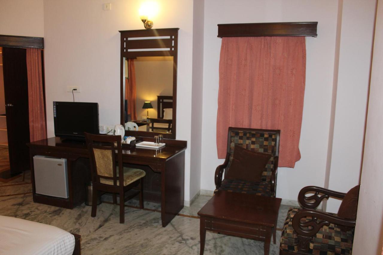 Amantra Shilpi Resort & Spa Udaipur Bagian luar foto