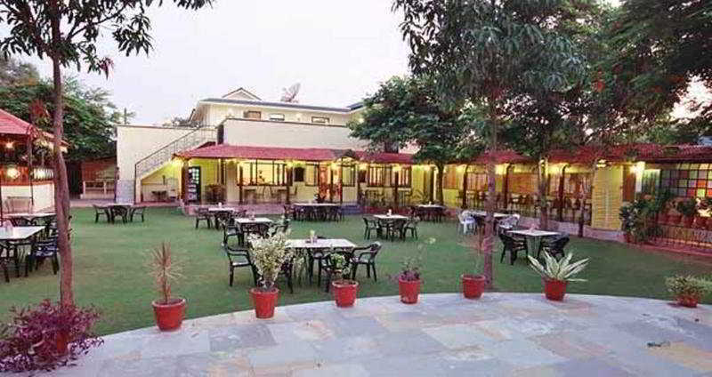 Amantra Shilpi Resort & Spa Udaipur Bagian luar foto