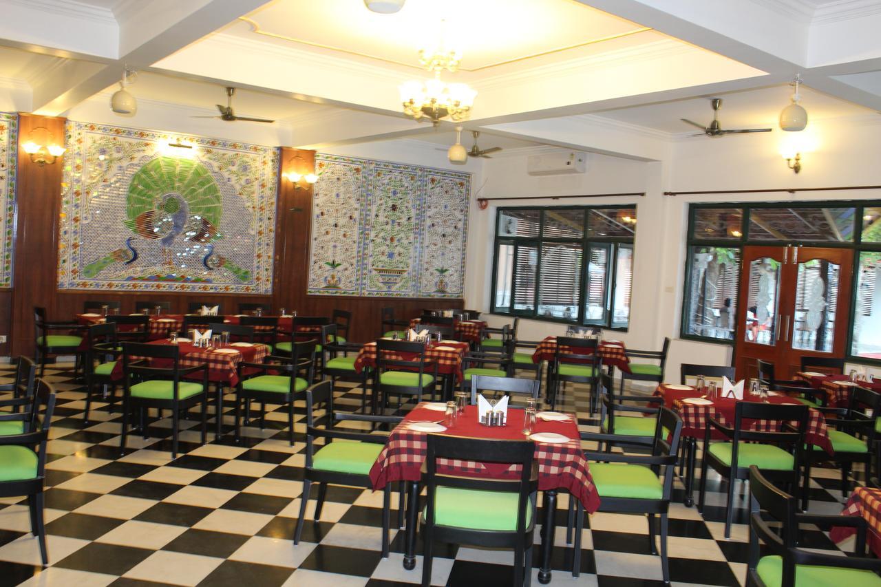 Amantra Shilpi Resort & Spa Udaipur Bagian luar foto